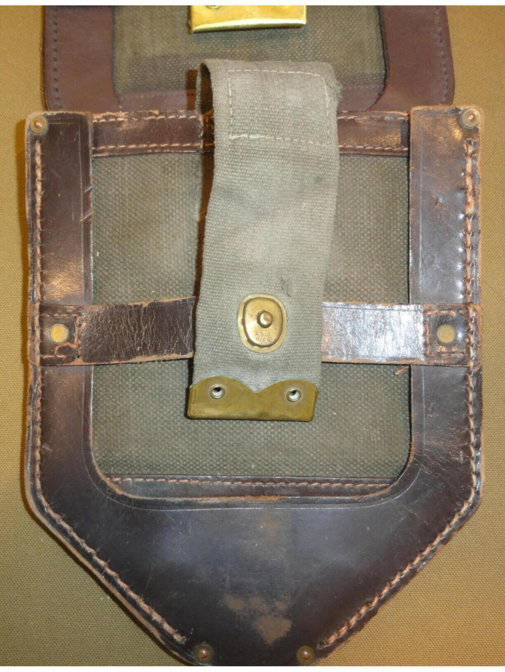 1965 DUTCH NETHERLANDS MILITARY ENTRENCHING TOOL COVER VIETNAM ERA 7.5X9.5 INCH